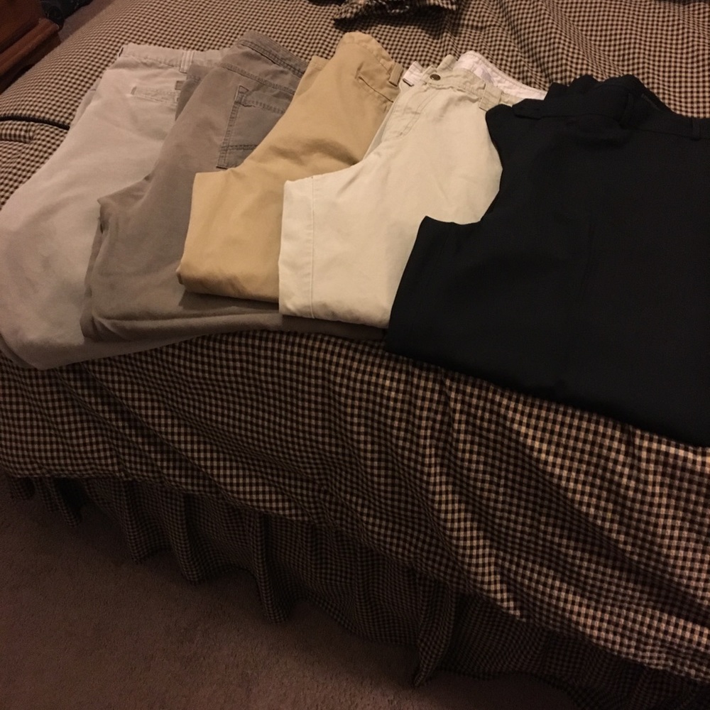 Men’s lot of pants